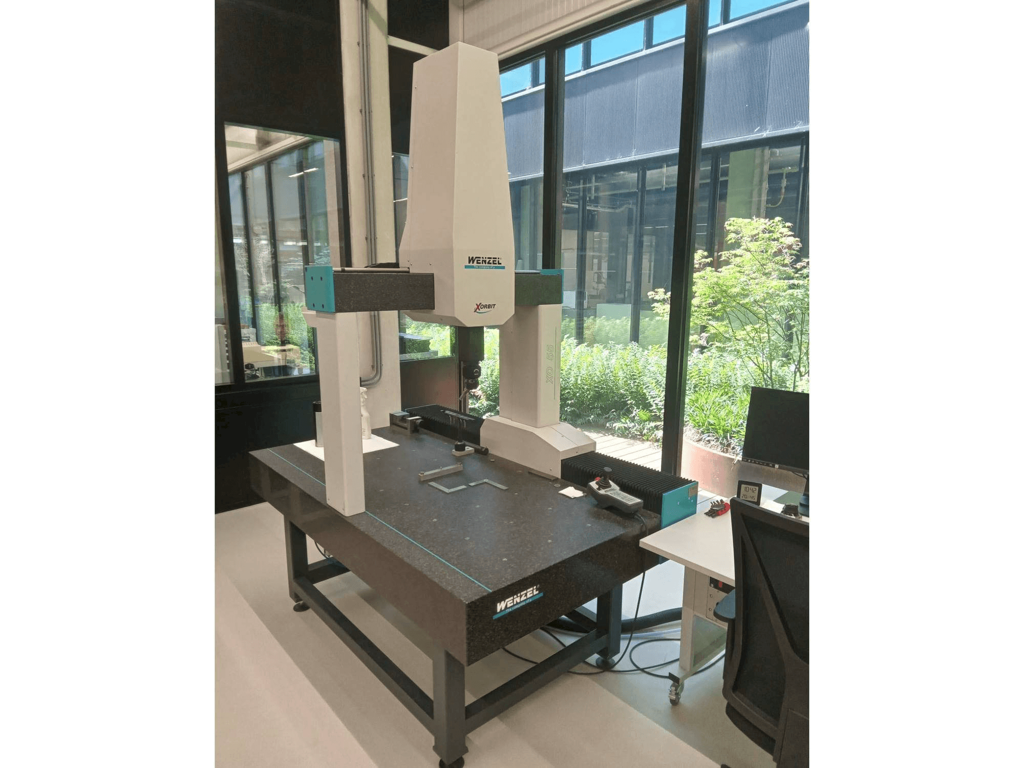 Widok z przodu maszyny Wenzel XO-55