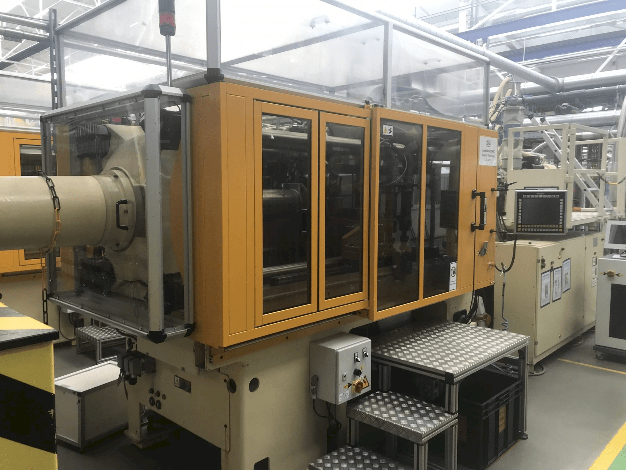 Widok z przodu maszyny Husky H225 RS 55/50