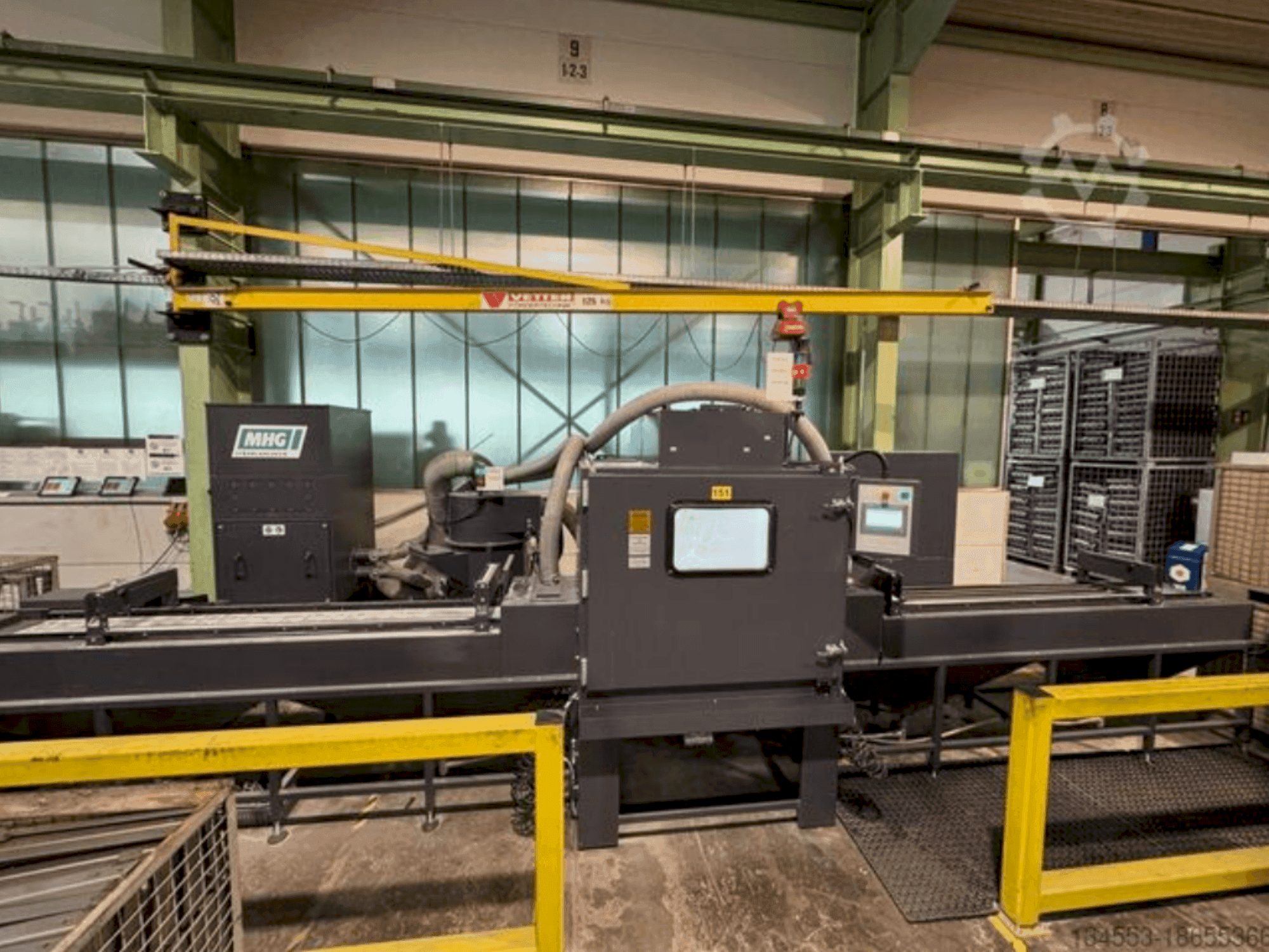 Widok z przodu maszyny MHG SMG 160