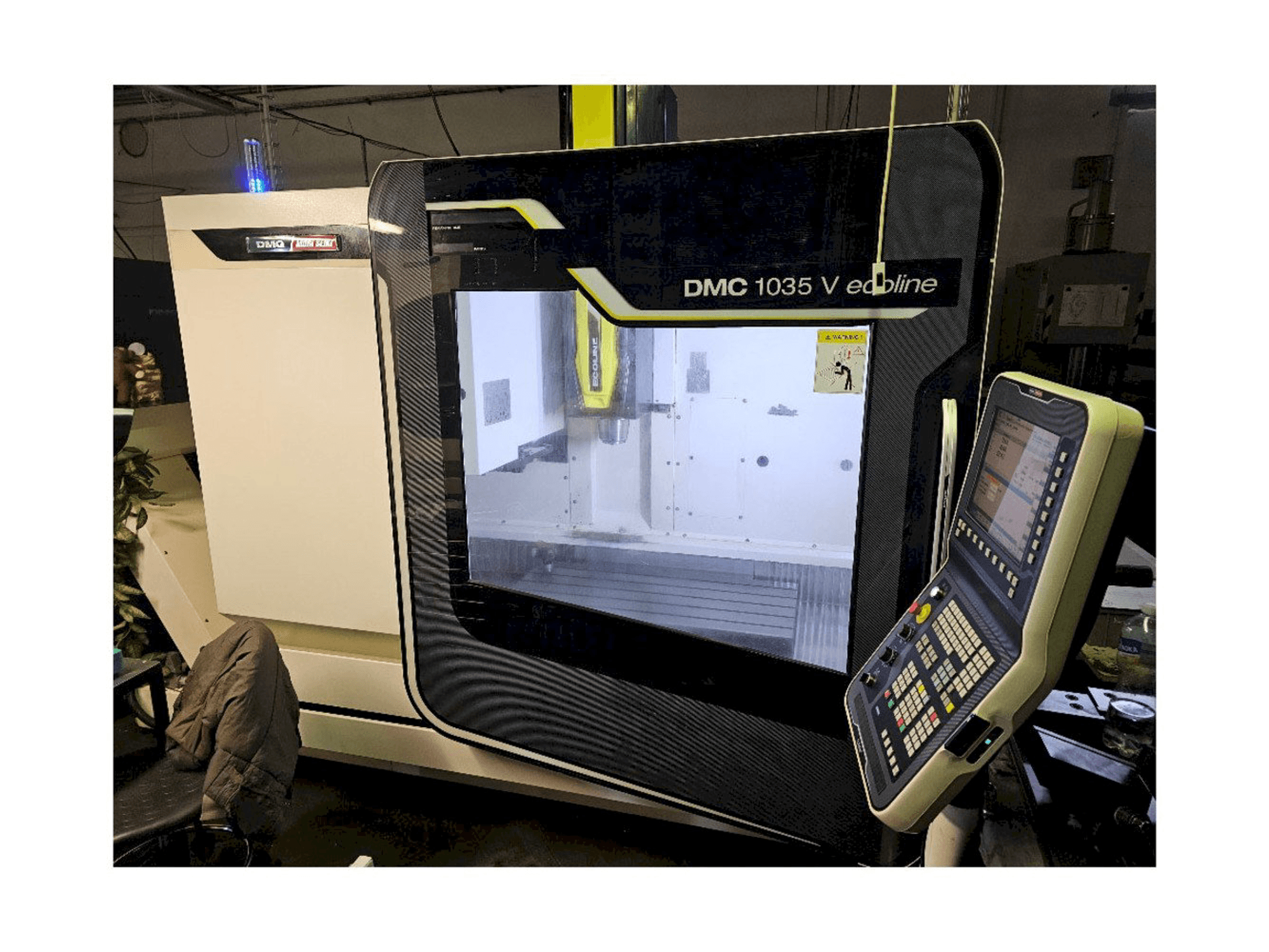 Widok z przodu maszyny DMG DMC 1035 V ecoline