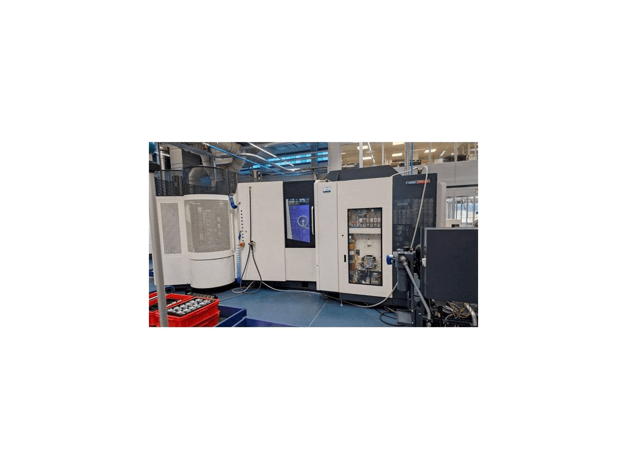 Widok z przodu maszyny DMG DECKEL MAHO DMC 60H Linear