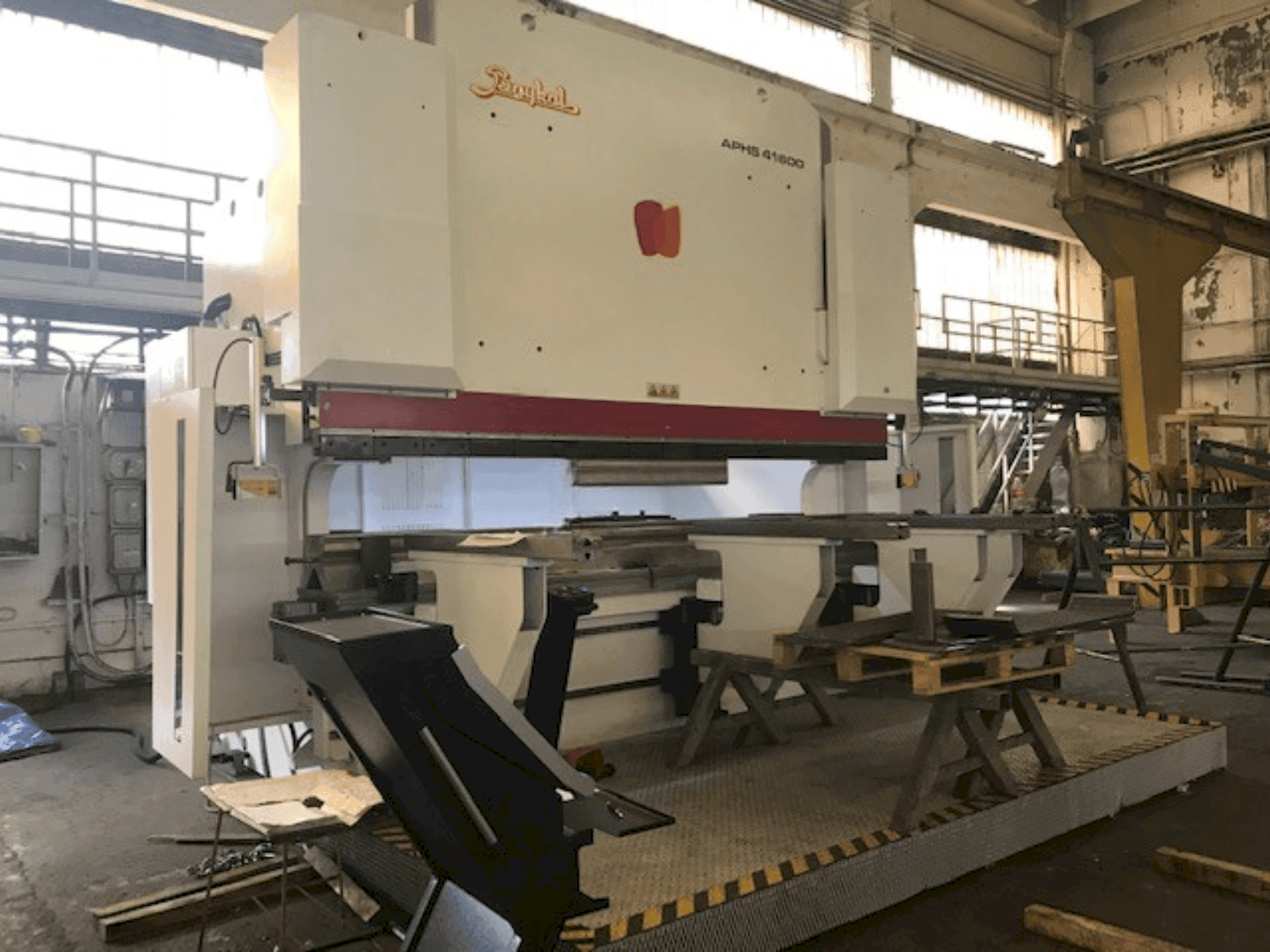 Widok z przodu maszyny Baykal APHS 41600