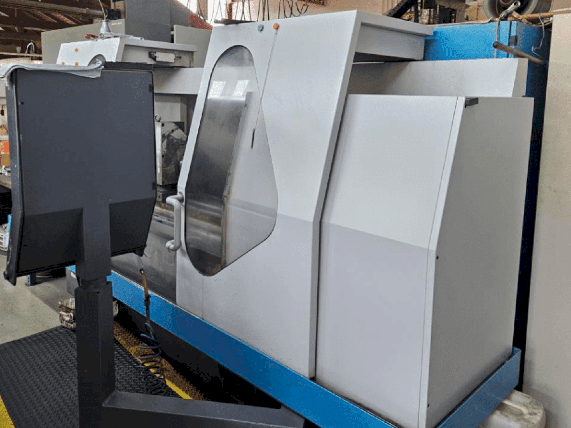 Widok z lewej maszyny KELLENBERGER Kel-Varia UR 175/1000