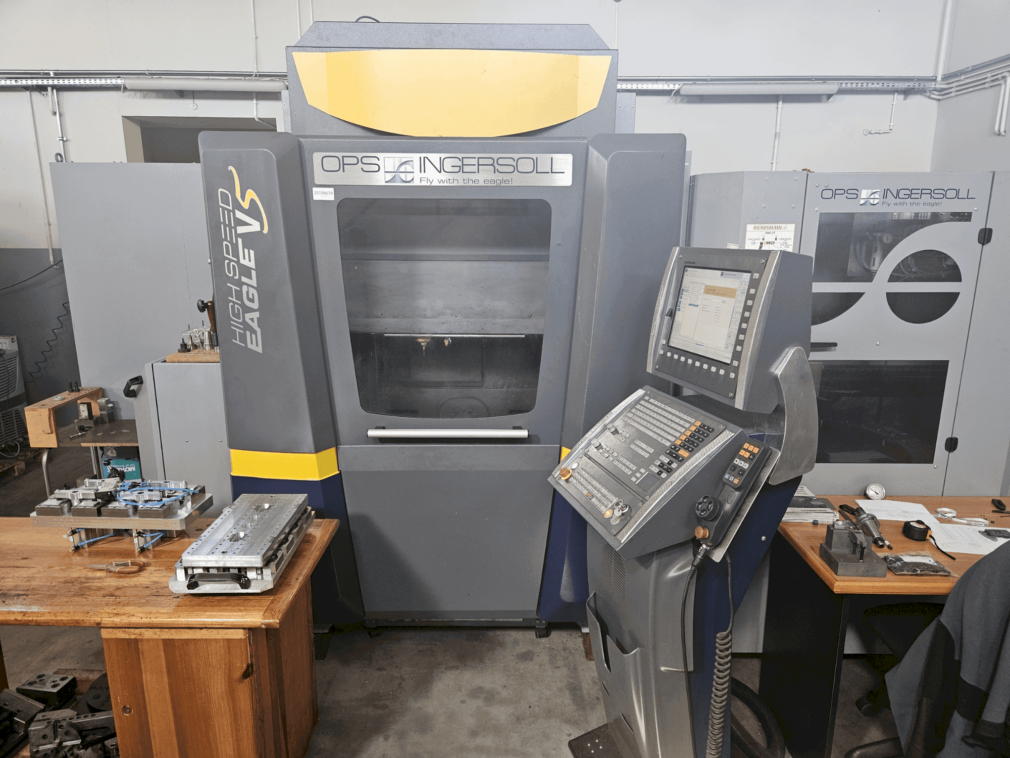 Widok z przodu maszyny OPS INGERSOLL HIGH SPEED Eagle V5