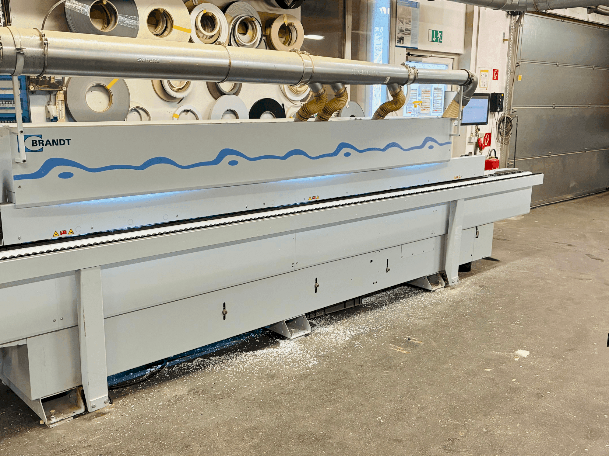 Widok z przodu maszyny BRANDT OPTIMAT KDF 440 C