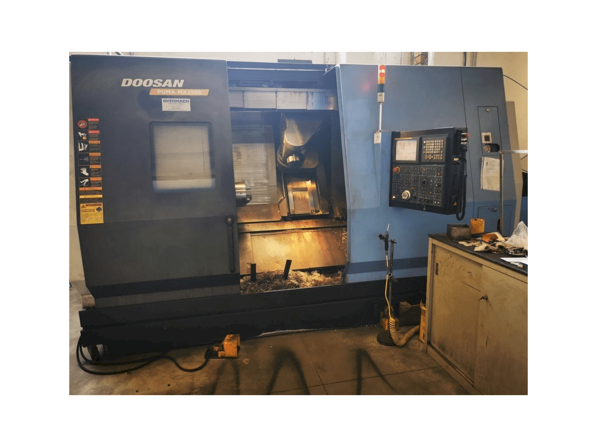 Widok z przodu maszyny Doosan Puma MX 2500