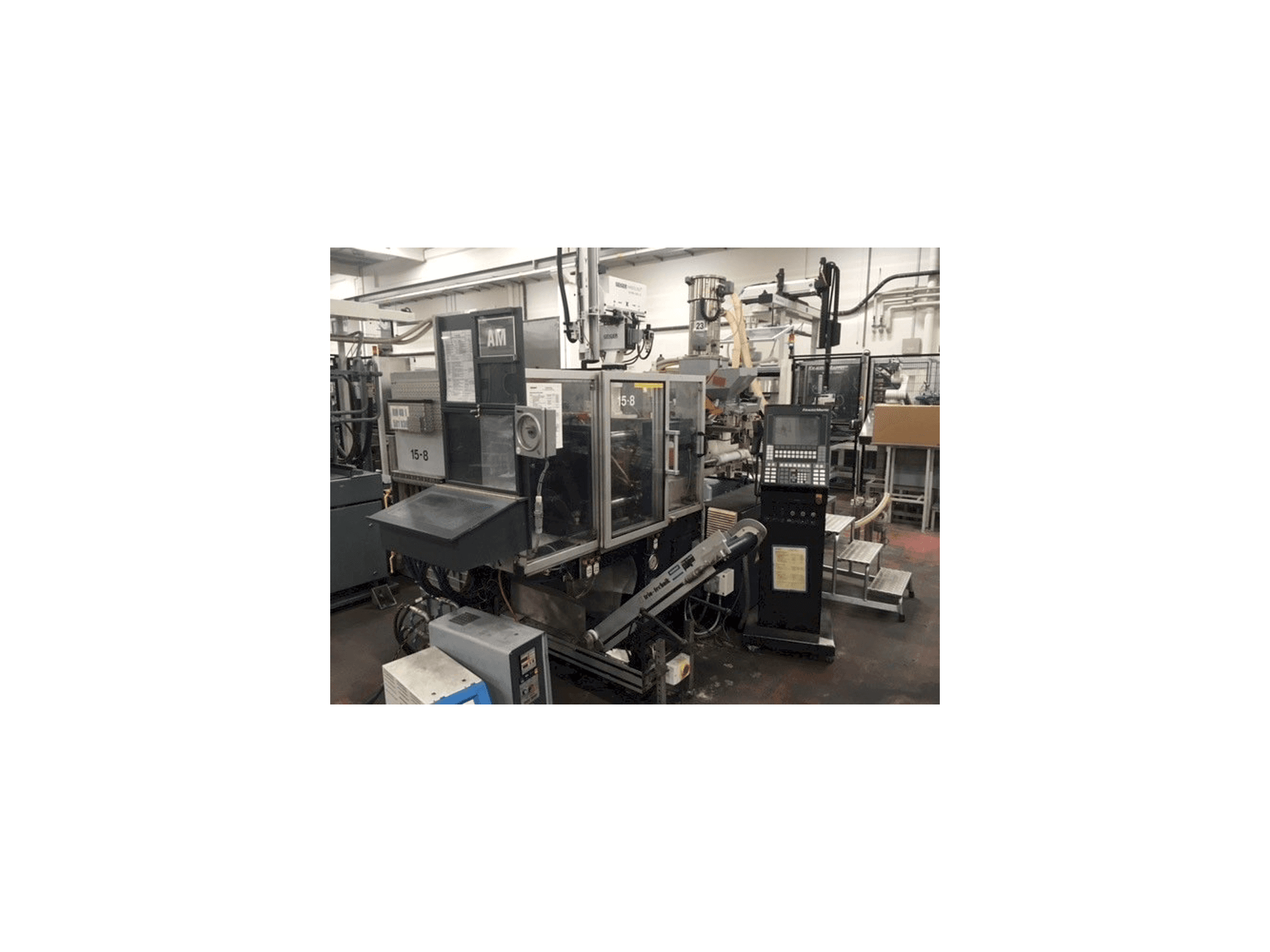 Widok z przodu maszyny Krauss Maffei 40-135 C2