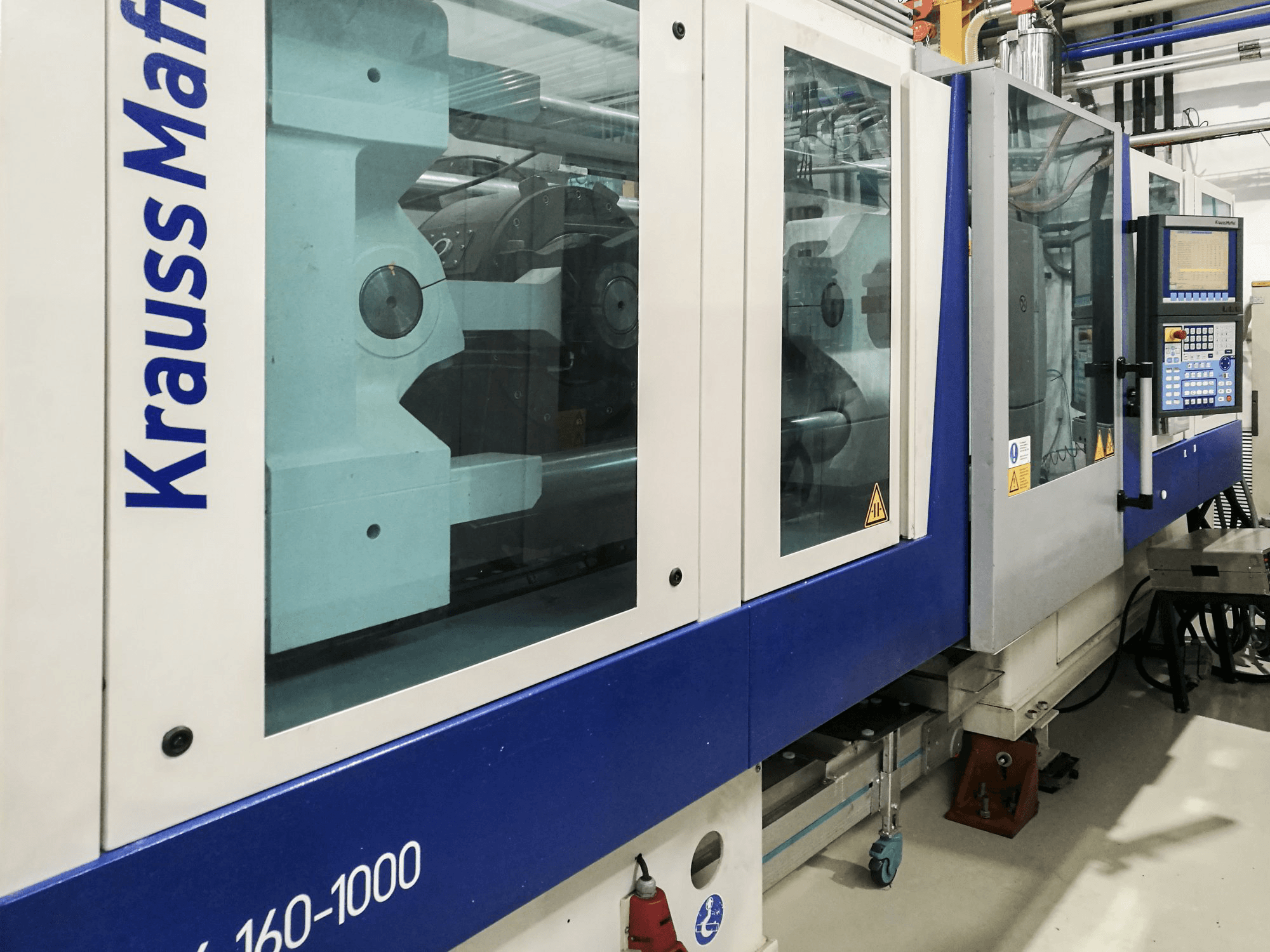 Widok z lewej maszyny Krauss Maffei 160-1000 EX