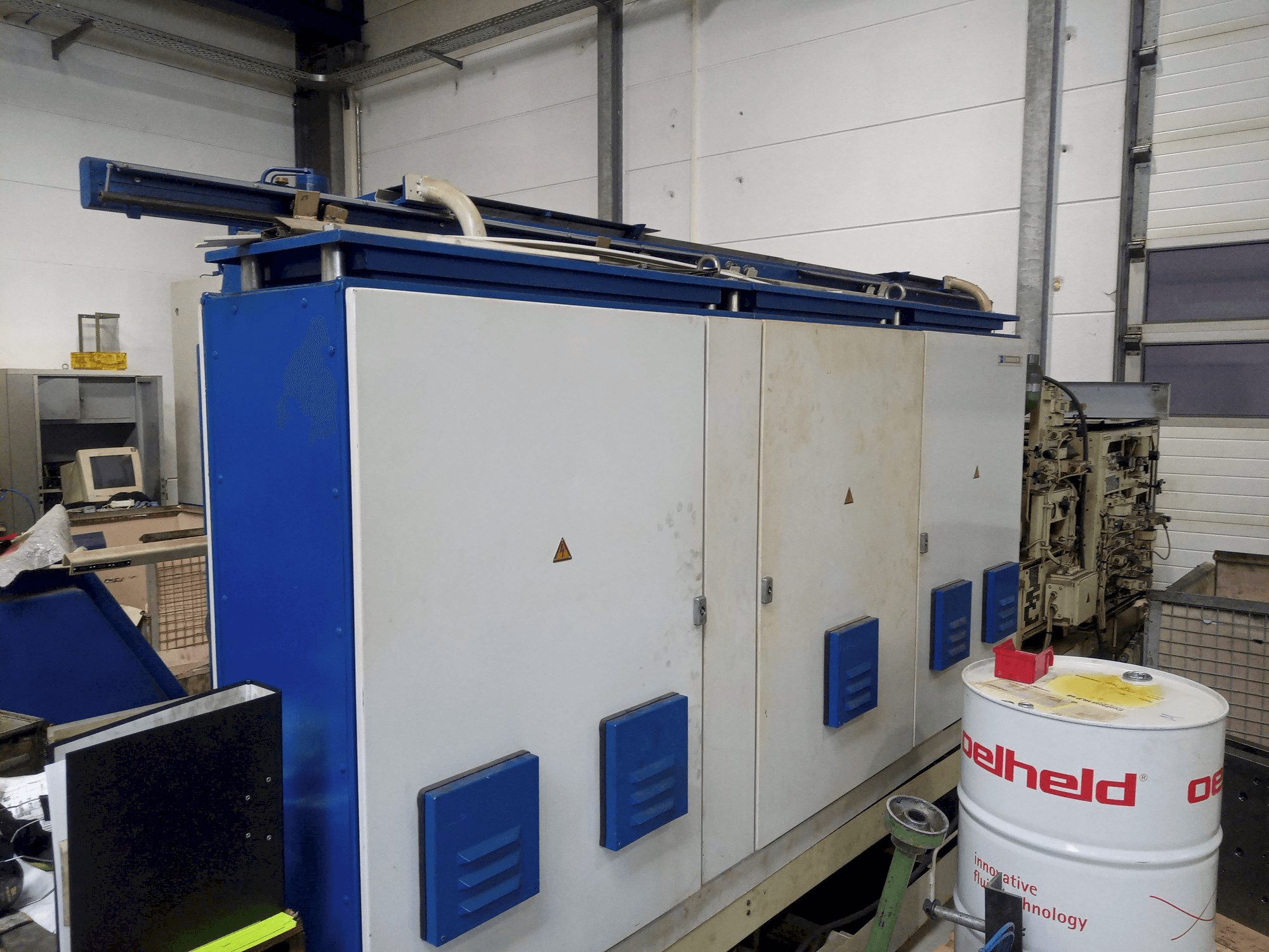 Widok z przodu maszyny NILES DFS2-2