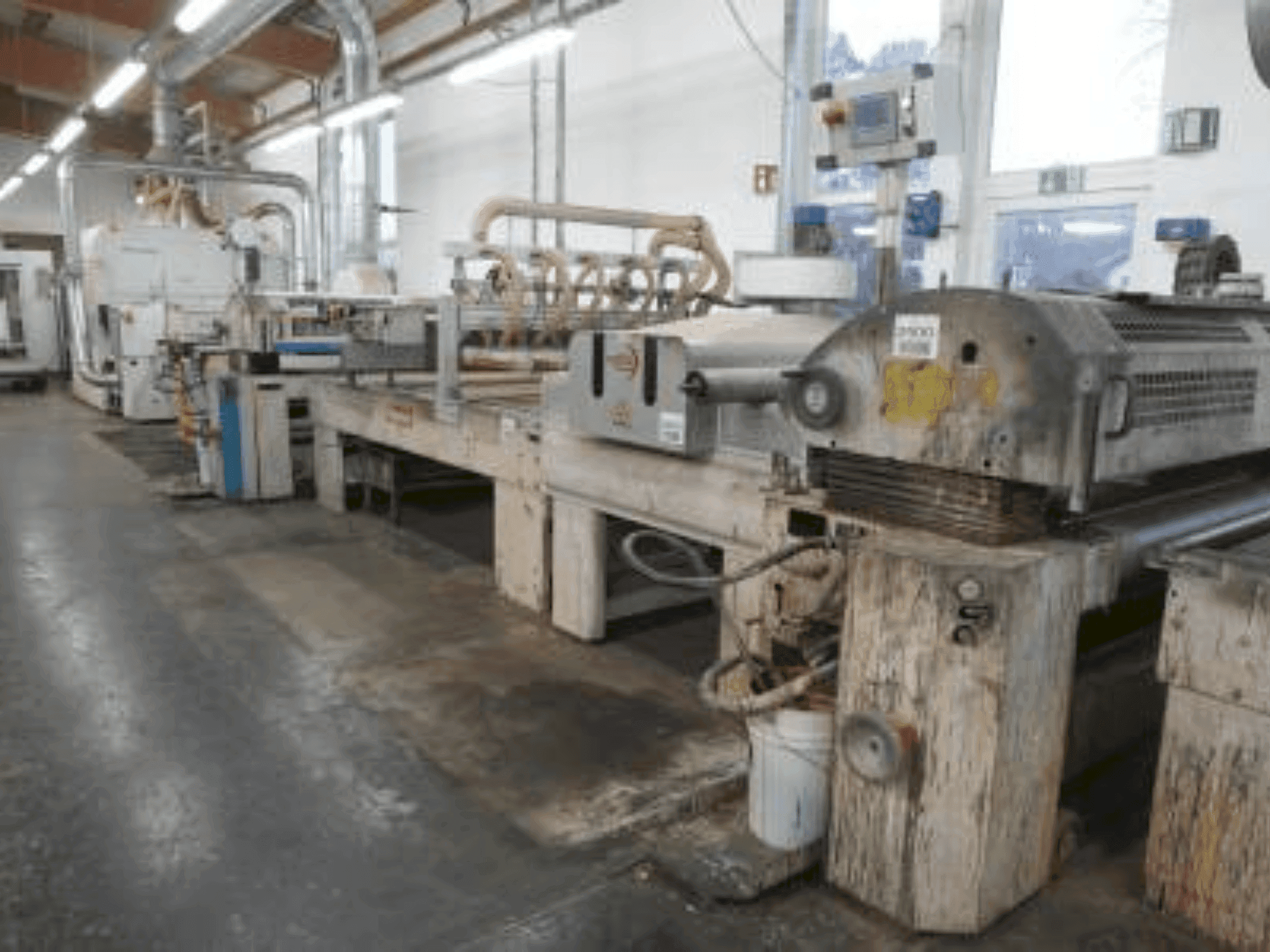 Widok z przodu maszyny HEESEMANN HEESEMANN BÜRKLE (2001)