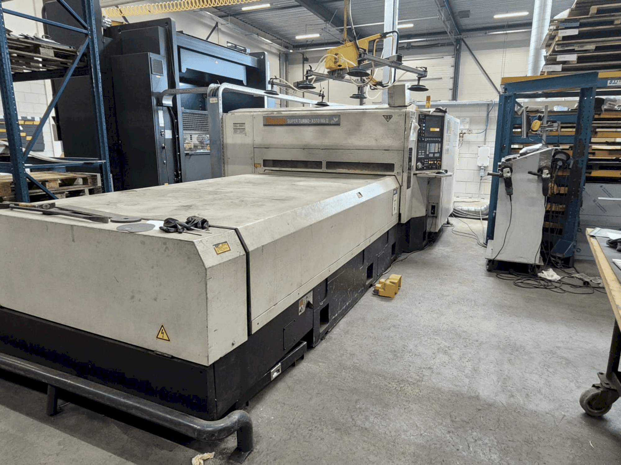 Widok z przodu maszyny Mazak Super Turbo-X510 Mk II