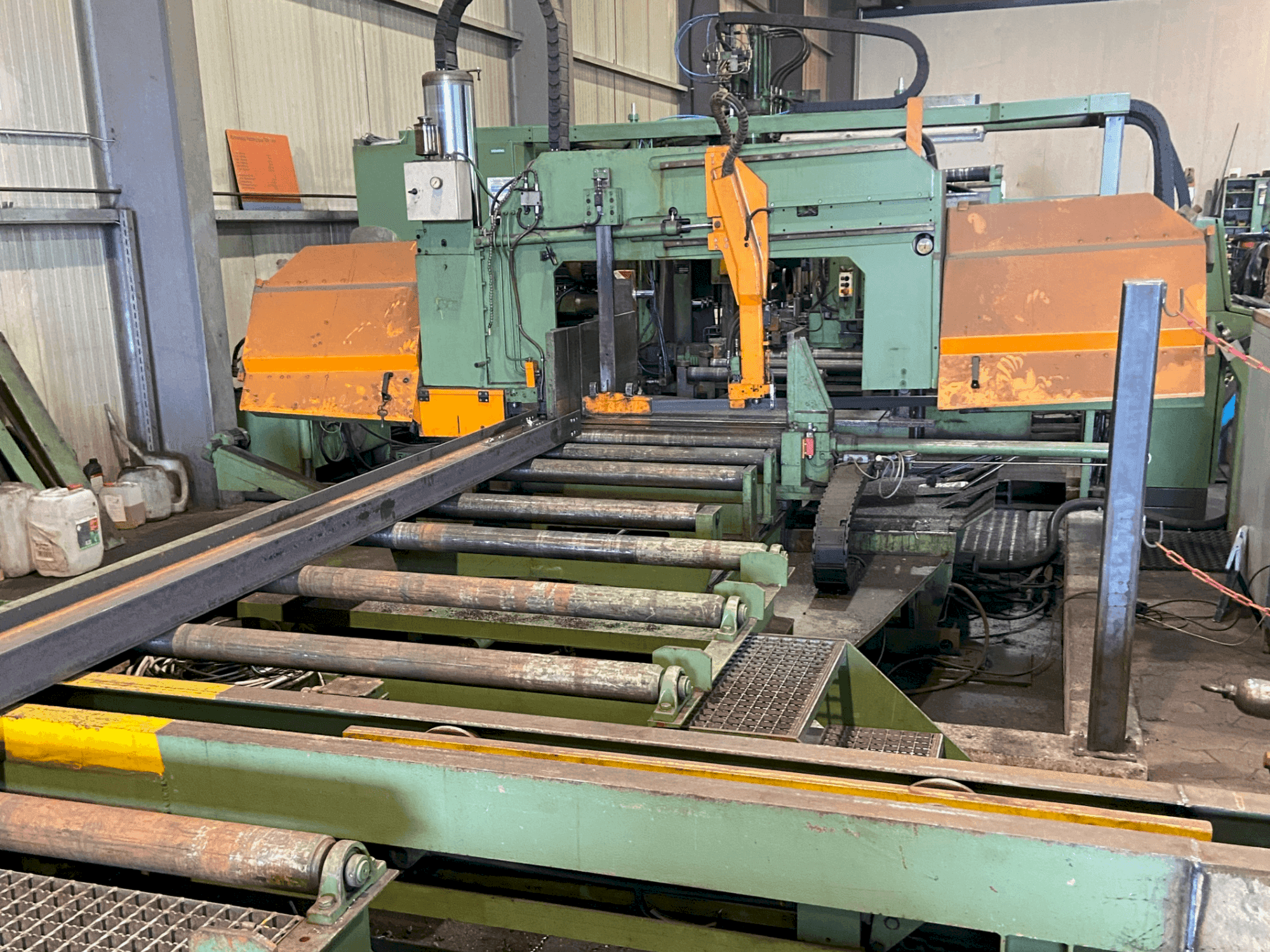 Widok z przodu maszyny MEBA 560 DG-1000 + PEDDINGHAUS TDK 1000 /9P