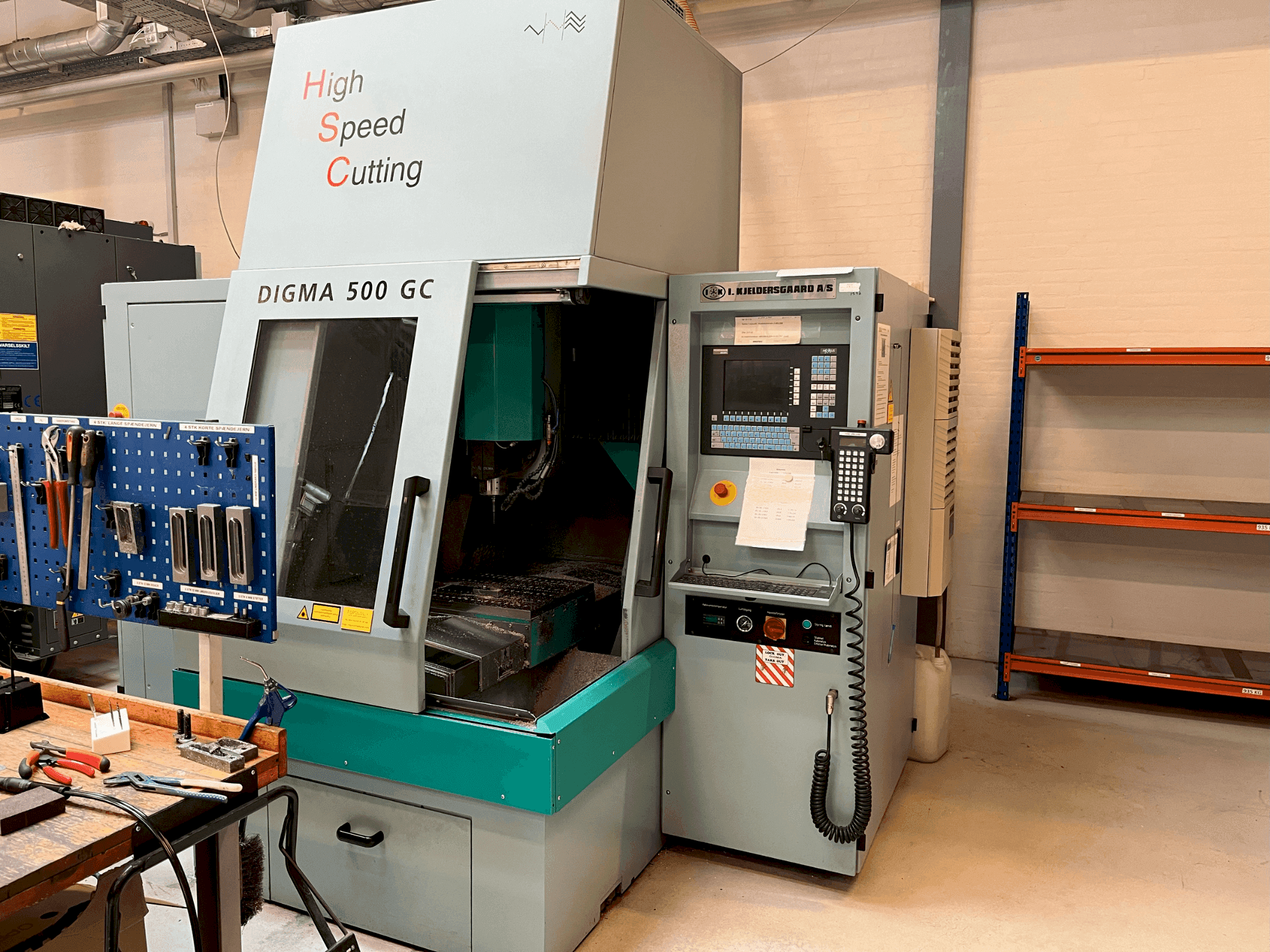 Widok z przodu maszyny DIGMA 500 GC