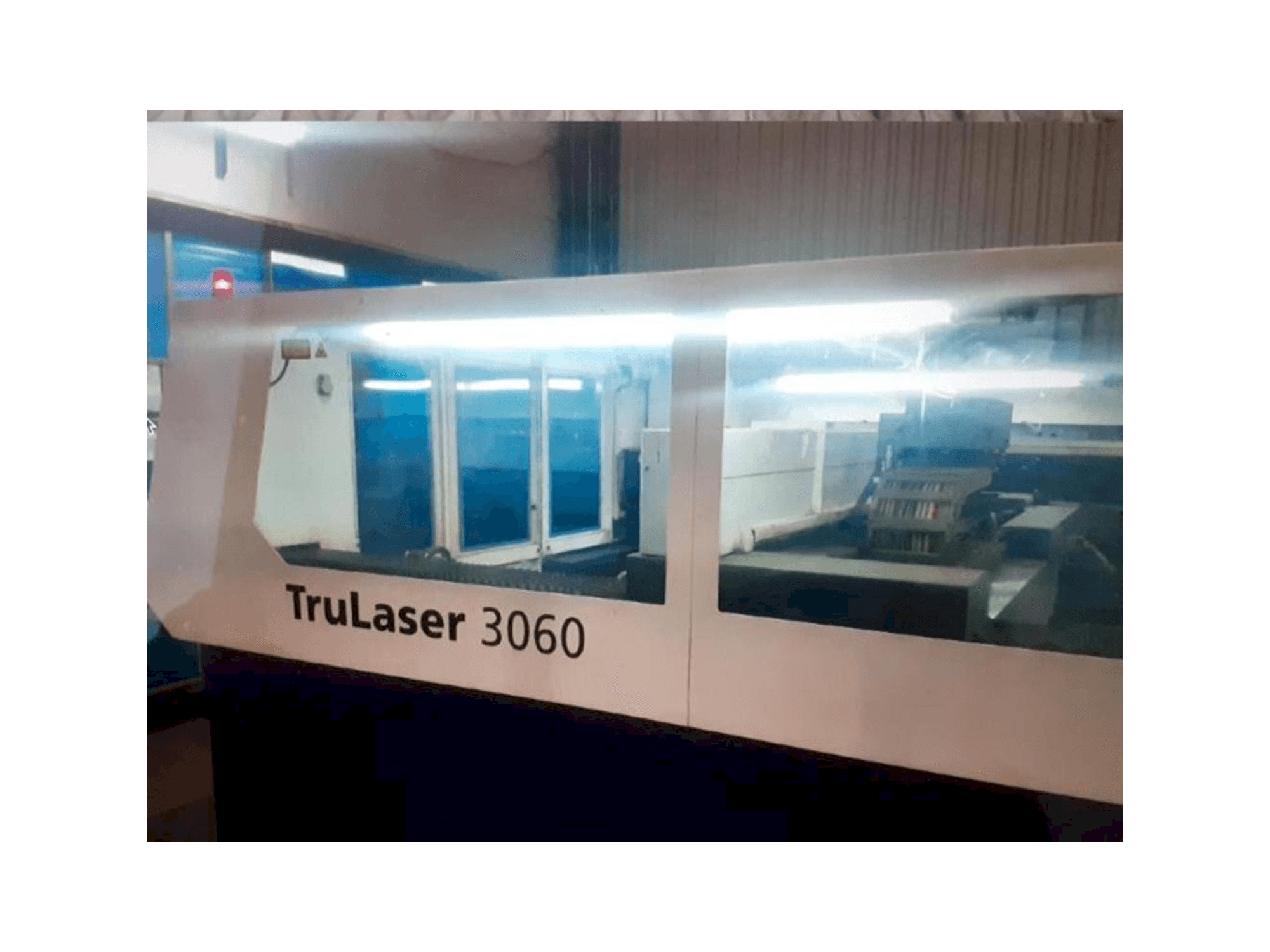Widok z przodu maszyny Trumpf Trulaser 3060