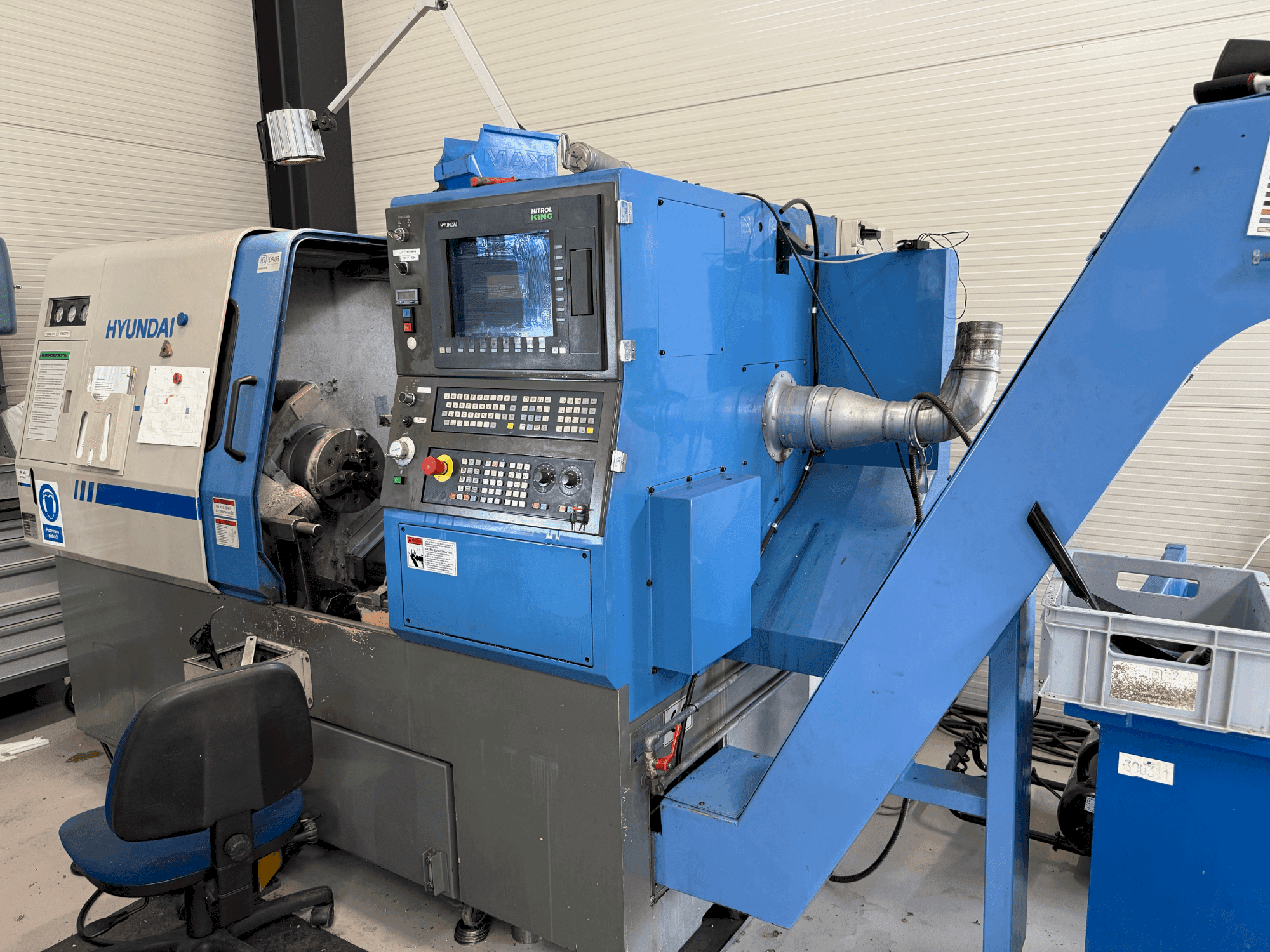 Widok z przodu maszyny Hyundai HIT 20 M