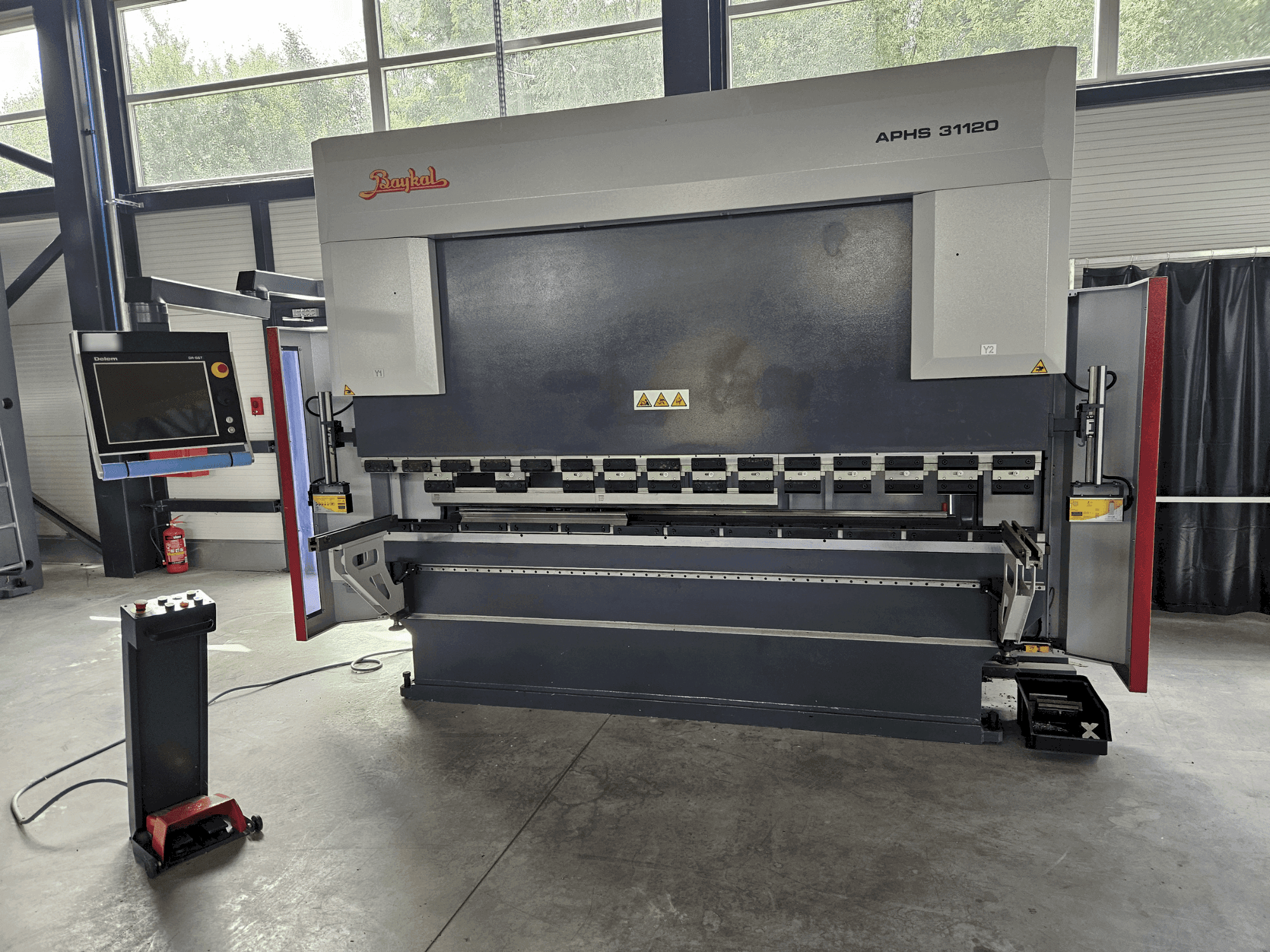 Widok z przodu maszyny Baykal APHS 31120