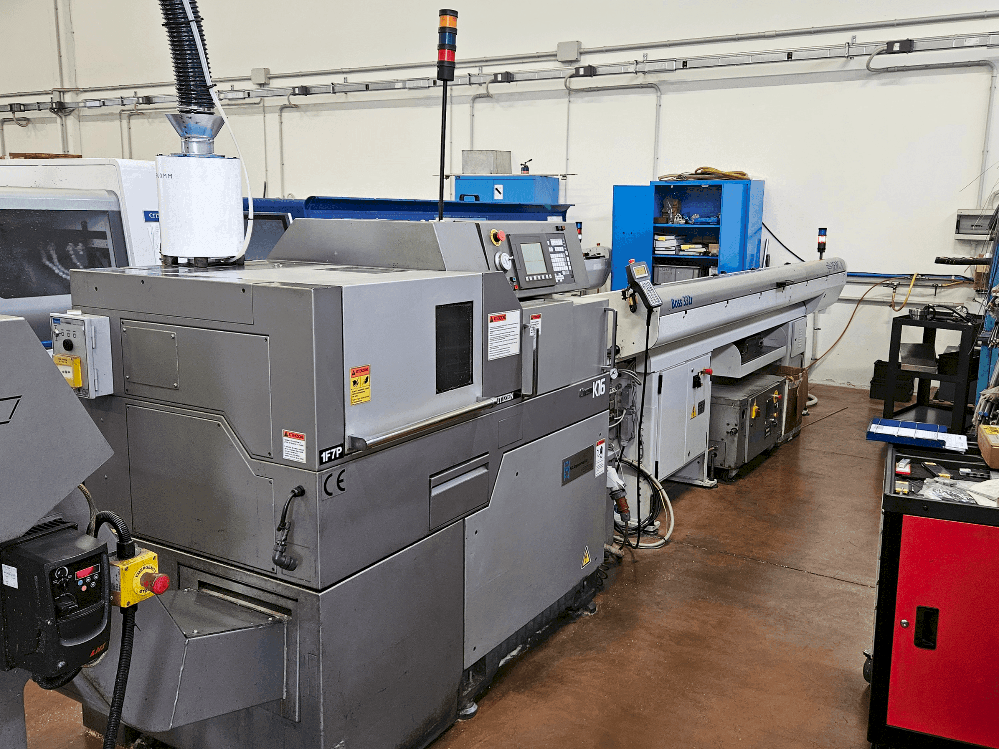 Widok z przodu maszyny Citizen Cincom K16 VII