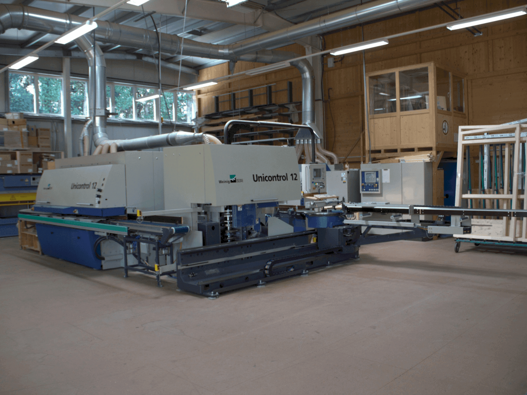 Widok z przodu maszyny WEINIG / DIMTER UNICONTROL 12