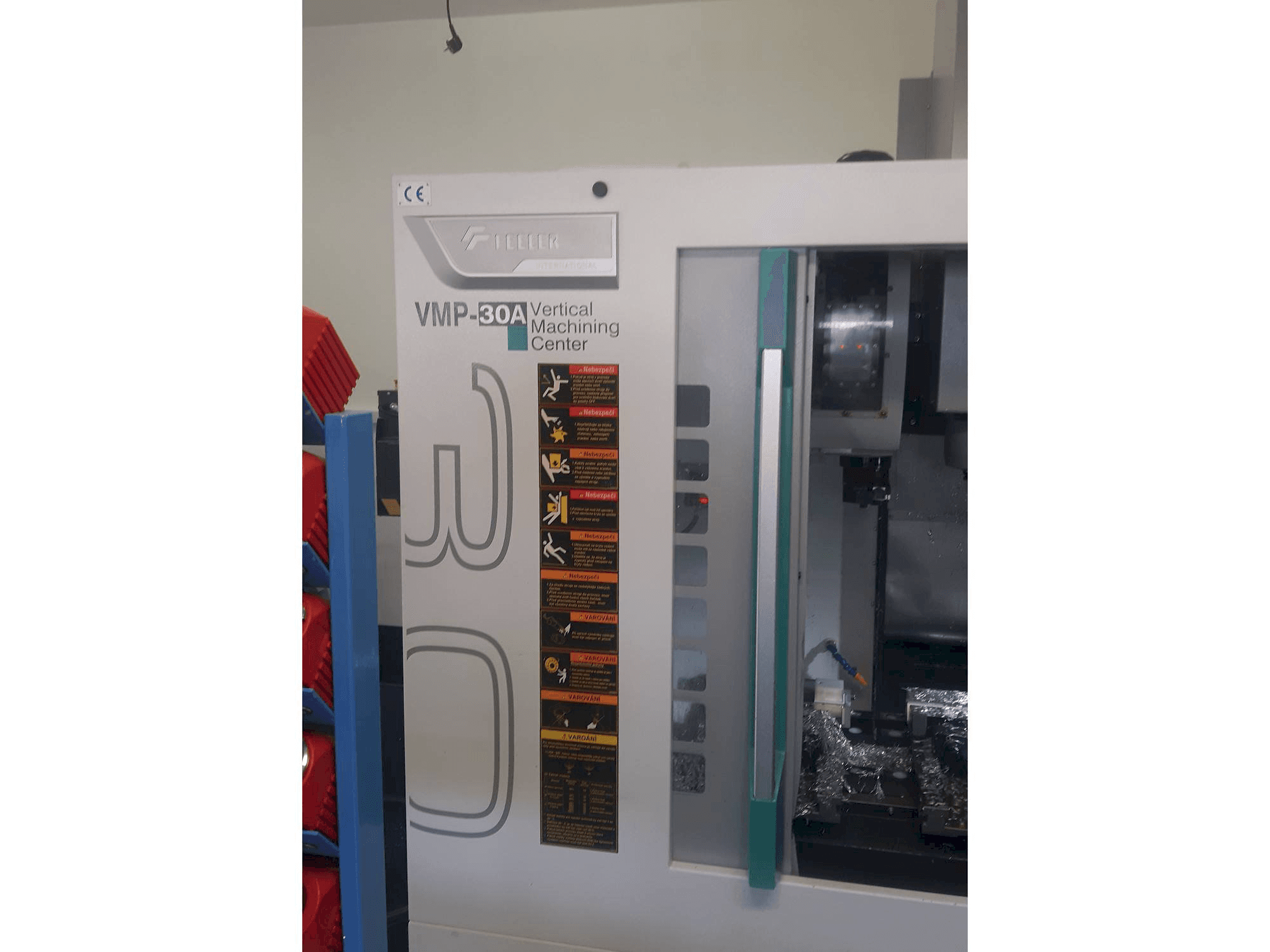 Widok z przodu maszyny Feeler VMP 30