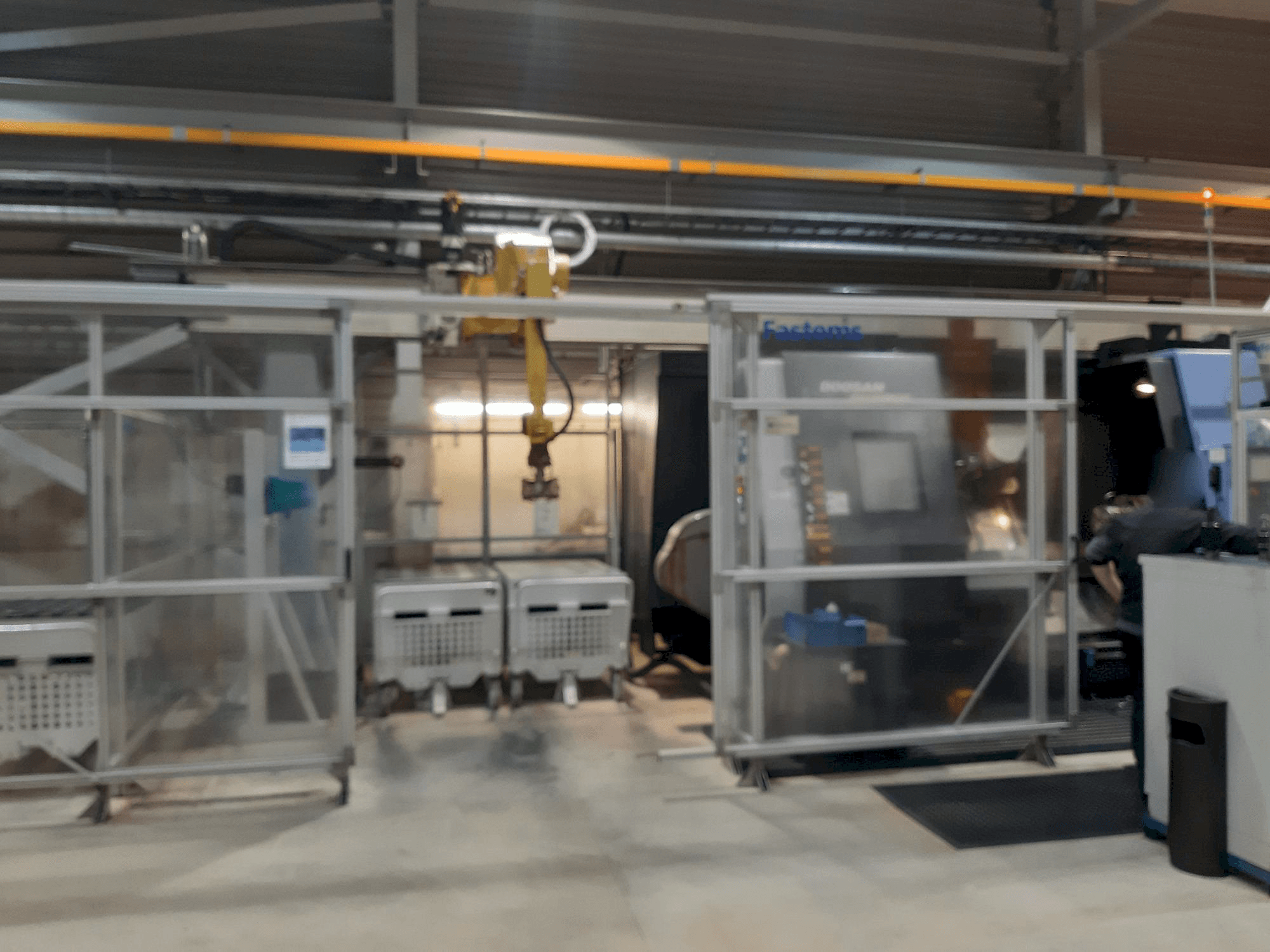 Widok z przodu maszyny Fastems RPC-70 with Fanuc M-710iC