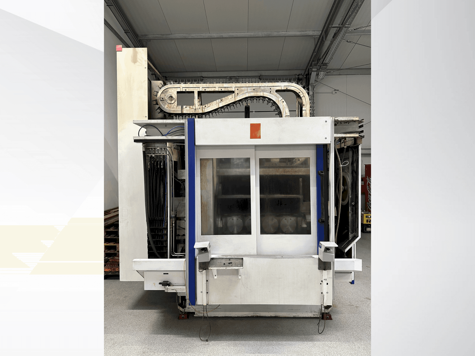 Widok z przodu maszyny SW BA 400-4