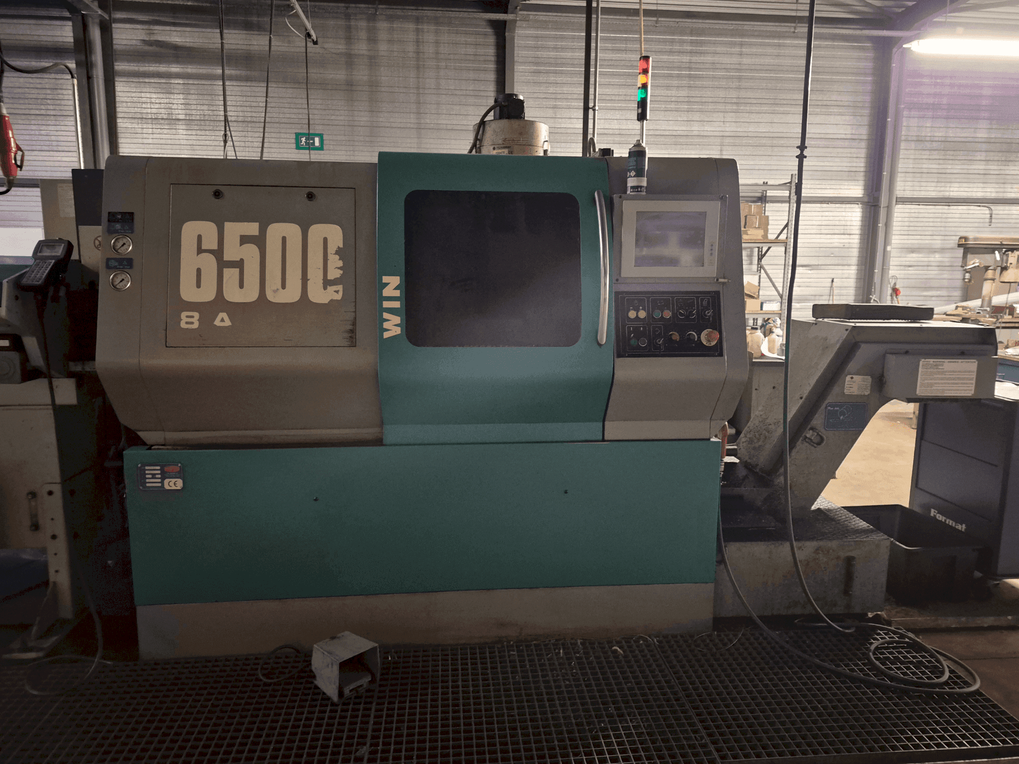 Widok z przodu maszyny MUPEM WIN 6500