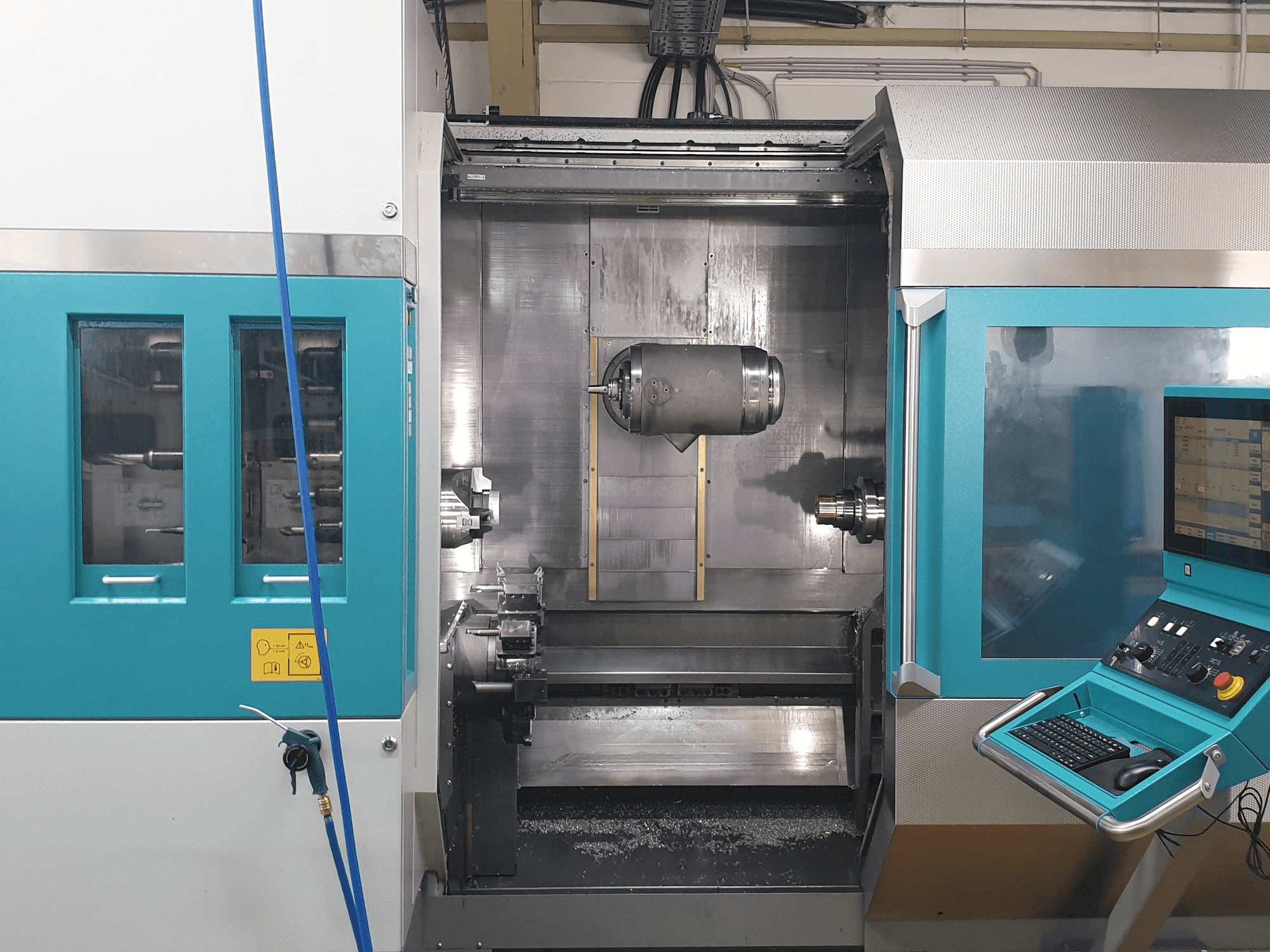 Widok z przodu maszyny Index G220