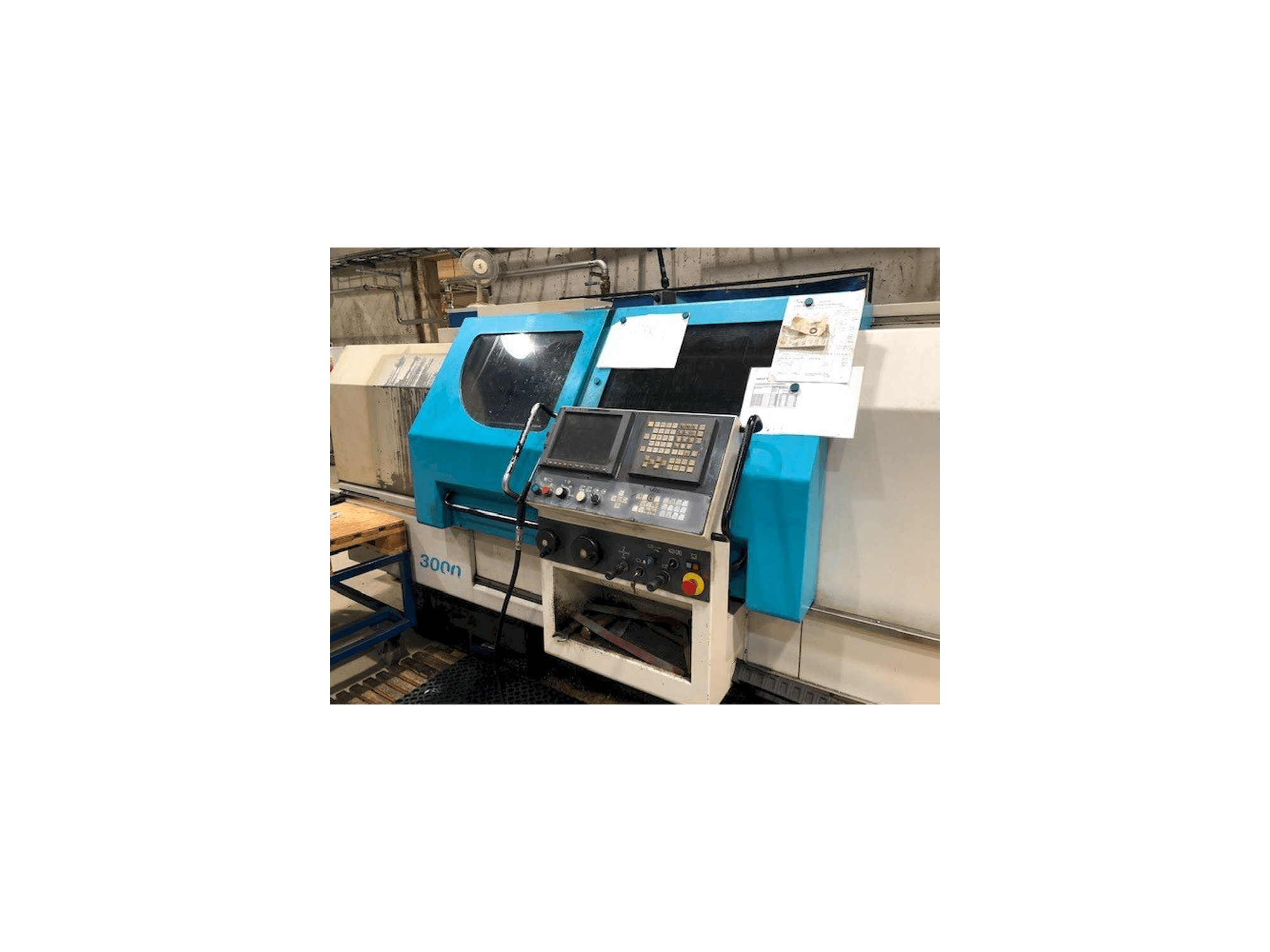 Widok z przodu maszyny 600 Lathes Combi 3000