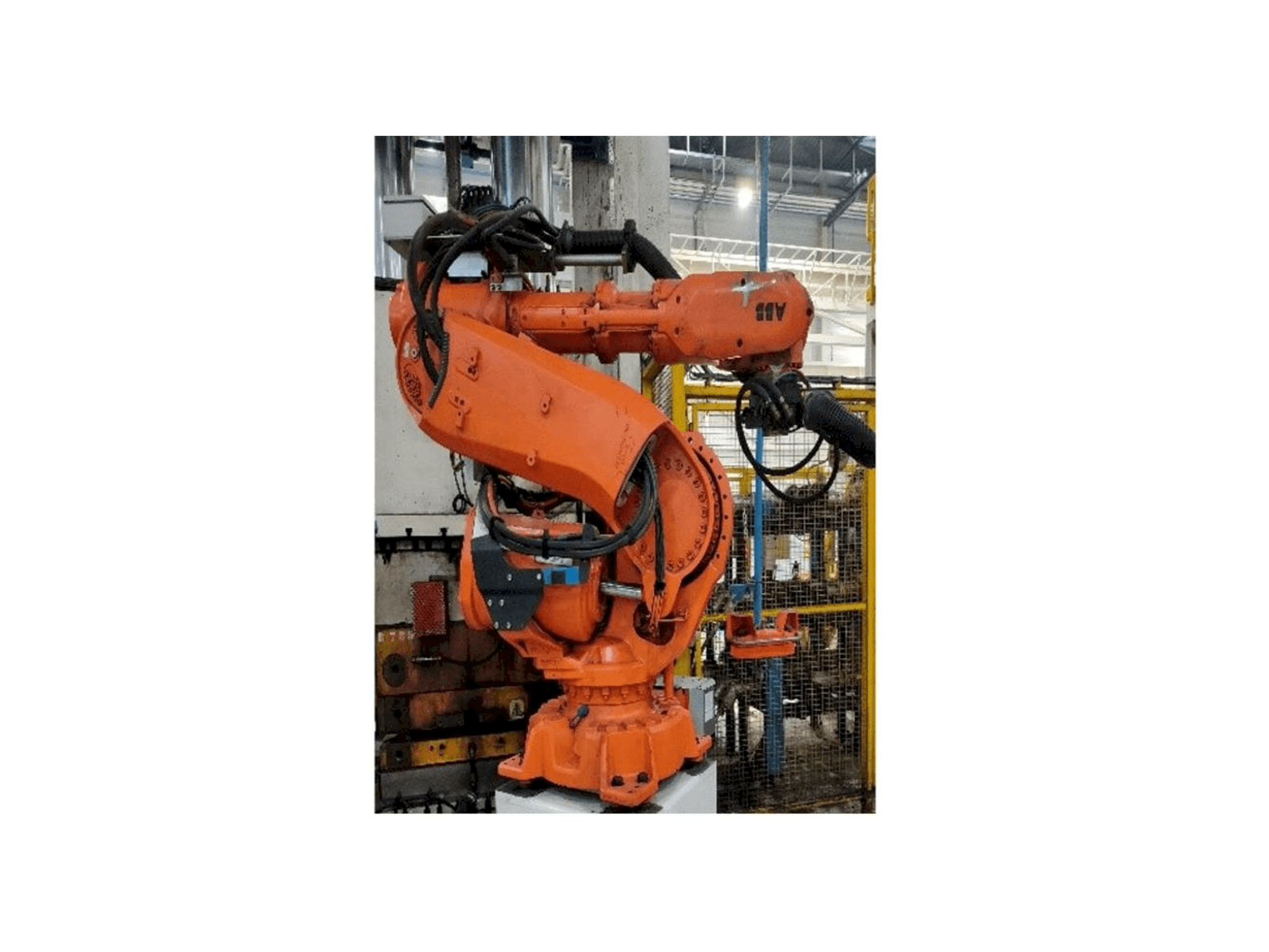 Widok z przodu maszyny ABB IRB 6640-185/2.8